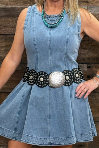 The Western Link Black Concho Belt