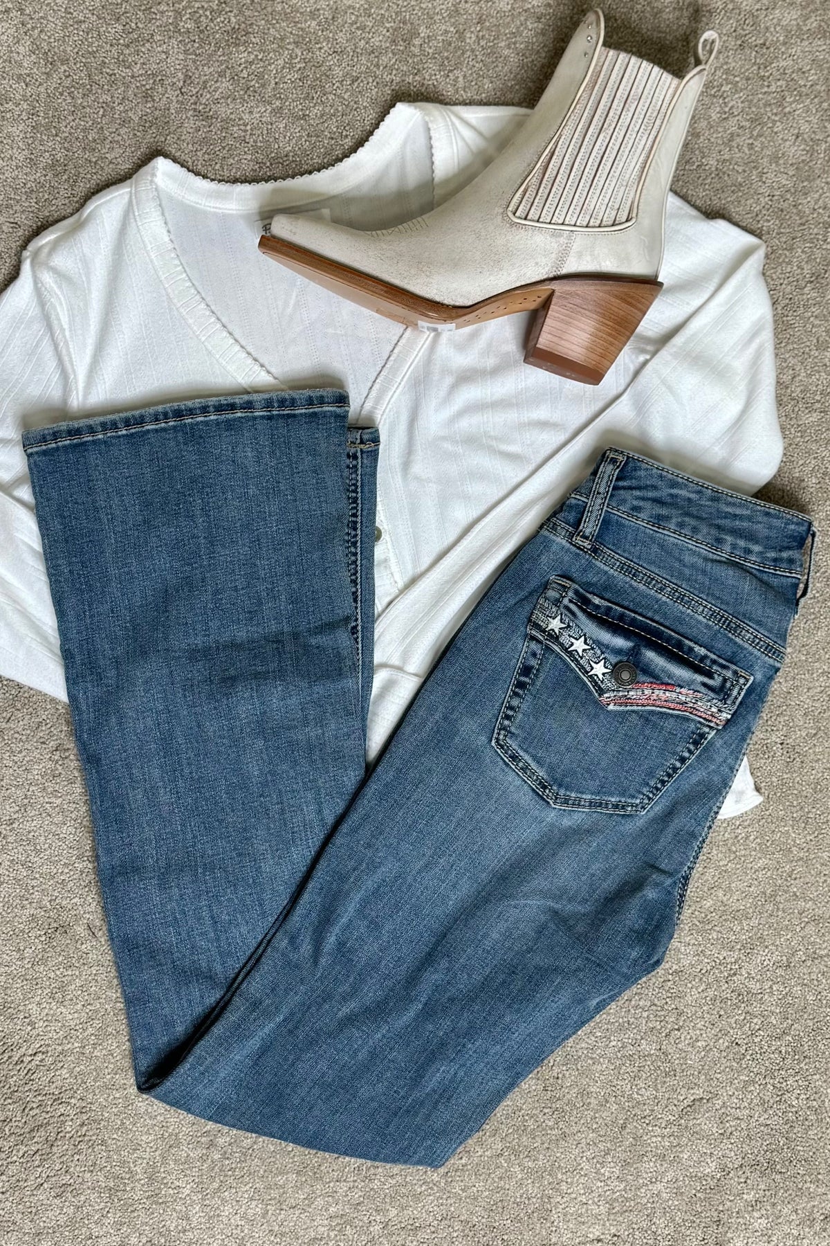 Suki Mid Rise Bootcut Luxe Stretch Americana Jeans by Silver-Bootcut-Silver Jeans-Gallop 'n Glitz- Women's Western Wear Boutique, Located in Grants Pass, Oregon