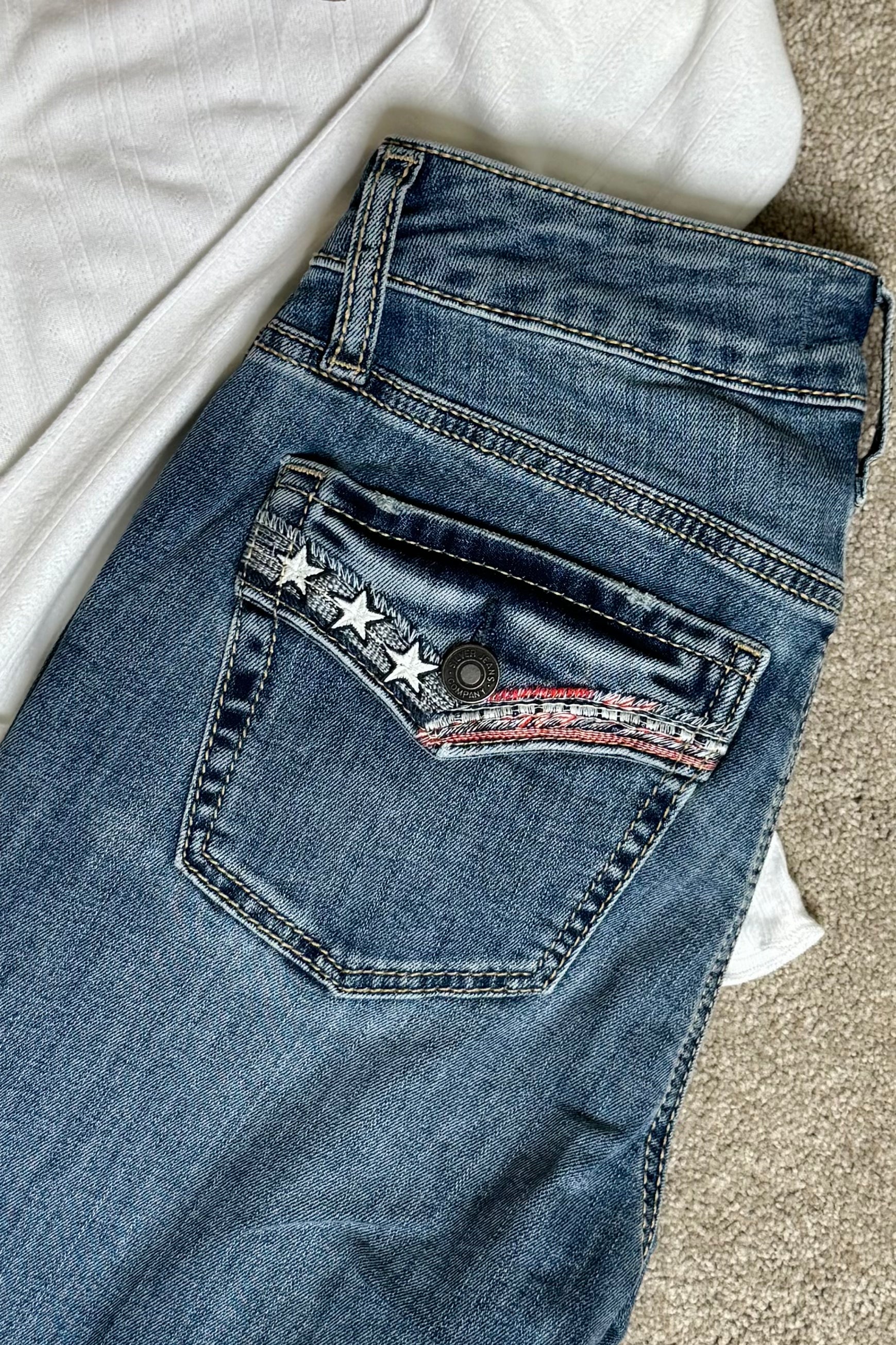 Suki Mid Rise Bootcut Luxe Stretch Americana Jeans by Silver-Bootcut-Silver Jeans-Gallop 'n Glitz- Women's Western Wear Boutique, Located in Grants Pass, Oregon