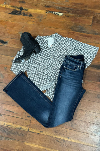 Suki Mid Rise Bootcut Jeans-Bootcut-Silver Jeans-Gallop 'n Glitz- Women's Western Wear Boutique, Located in Grants Pass, Oregon