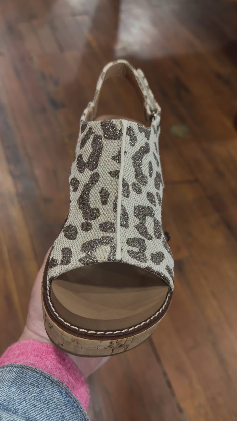 CARLEY By Corkys Tan Sparkle Leopard